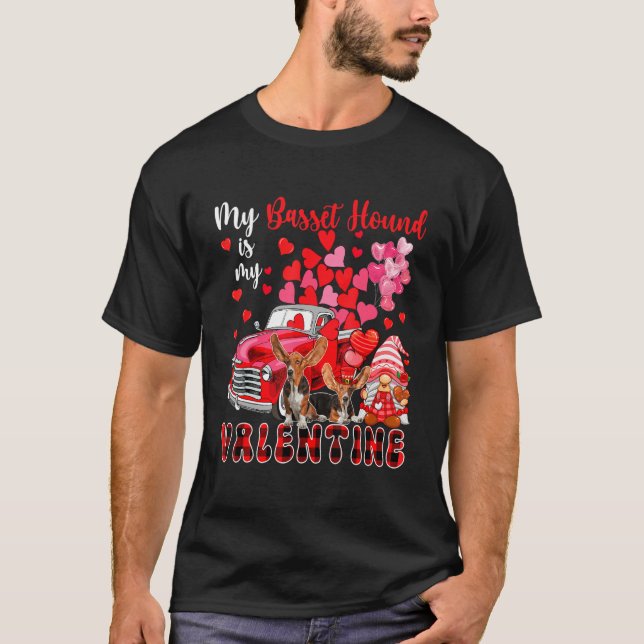 T-shirt My Basset Hound Is My Valentine Two Dogs With Gnom (Devant)