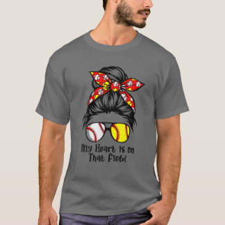 T-shirt My Heart Is on That Field Tee Baseball Maman Messy