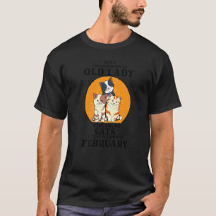 T-shirt Ne jamais sous-estimer une vieille dame qui aime l
