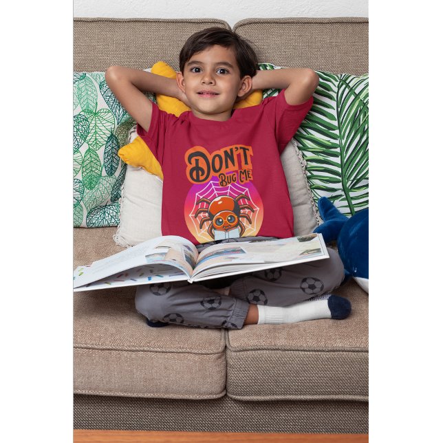 T-shirt Ne me bourre pas Je lis mignon araignée (Story time is serious business — even the spider says so.)