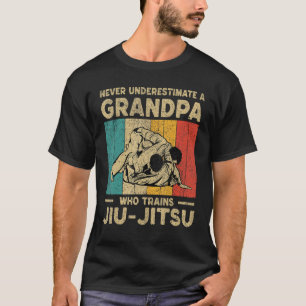 T-shirt Ne Sous-Estimez Jamais Le Grand-Père BJJ Brésilien