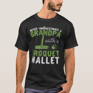 T-shirt Ne sous-estimez jamais un grand-père avec un mall