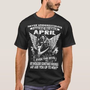 T-shirt Ne sous-estimez jamais un homme qui était né en
