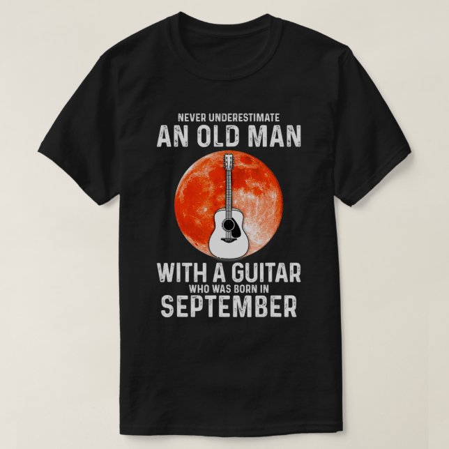 T-shirt Ne Sous-Estimez Jamais Un Vieux Homme Avec Un Scea (Design devant)