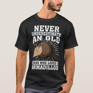 T-shirt Ne Sous-Estimez Jamais Un Vieux Homme Qui Aime L'A