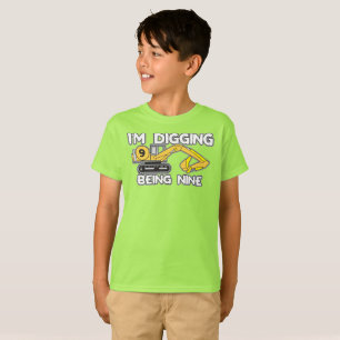 T-shirt Neuvième anniversaire de l'enfant Je creuse être n