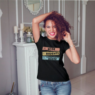 T-shirt Nice Naughty Awesome Infirmière chirurgicale