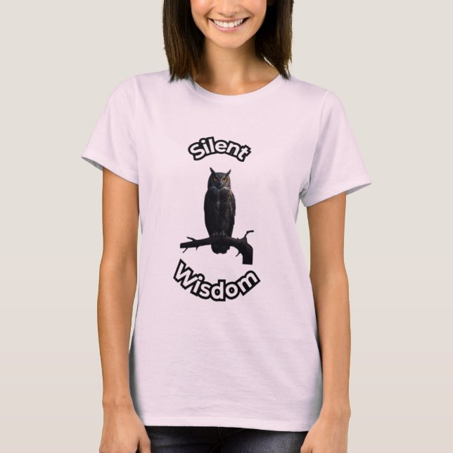 T-shirt  **Night Forest Owl – Realistic Nocturnal Owl Illu (Devant)