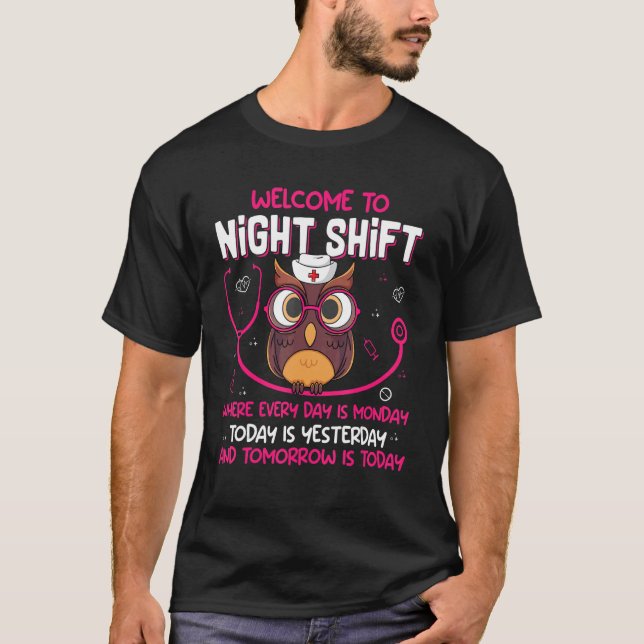 T-shirt Night Shift Nurse Owls   Nursing RN LPN CNA Women (Devant)