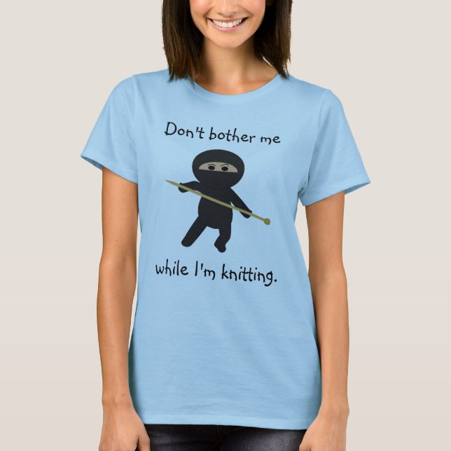 T-shirt Ninja avec la chemise d'aiguille de tricot (Devant)