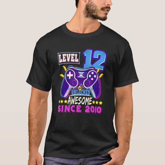 T-shirt Niveau 12 Déverrouillé Awesome depuis 2010 Jeu 12è (Devant)