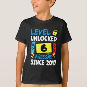 T-shirt Niveau 6 de garçon d'anniversaire débloqué Incroya