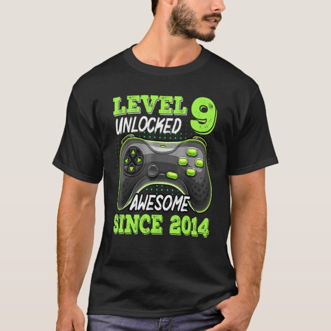 T-shirt Niveau 9 déverrouillé stupéfiant depuis 2014 jeu v (Devant)