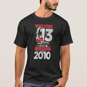 T-shirt Niveau suivant Déverrouillé 13 ans Garçon 2010 cas