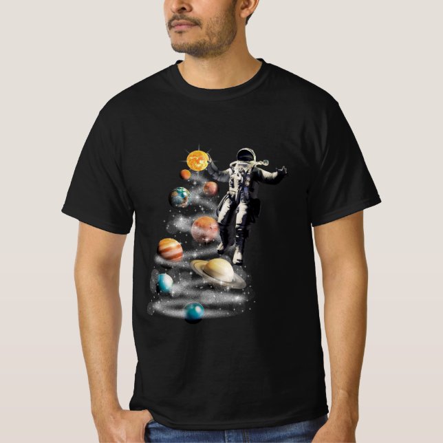 T-shirt Noël dans le système solaire spatial L'astronaute  (Devant)