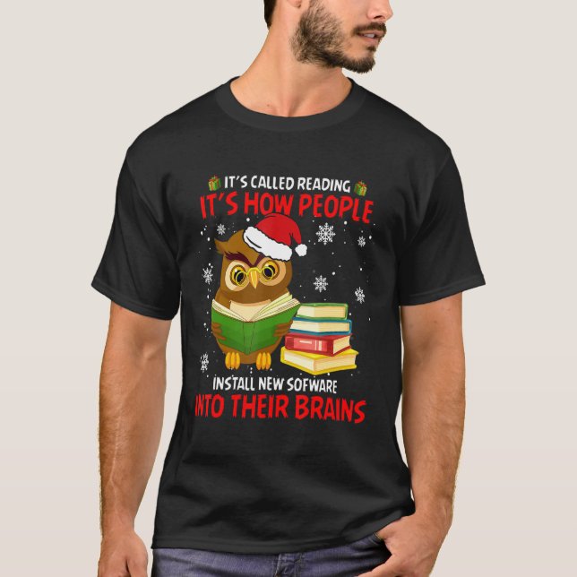 T-shirt Noël Oiseau drôle avec le chapeau du Père Noël ça  (Devant)