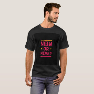T-shirt noir à manches longues avec motif