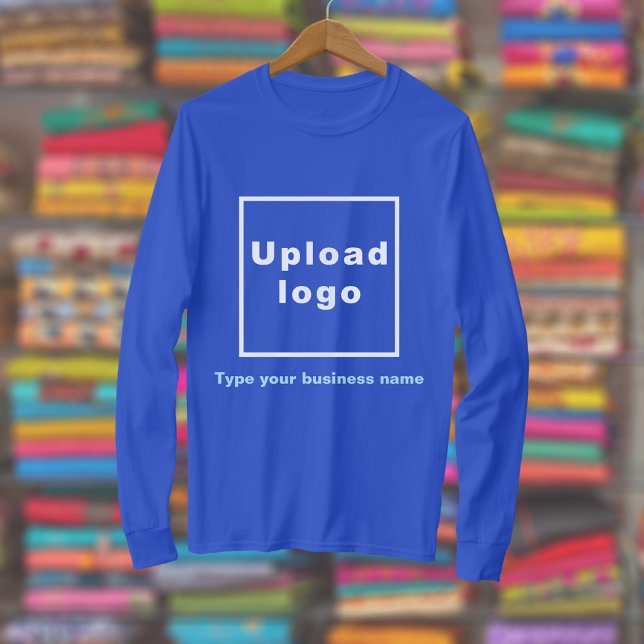 T-shirt Nom et logo de l'entreprise sur le tamis Royal Blu (Royal blue long sleeve t-shirt with your business name and logo displayed in a store)
