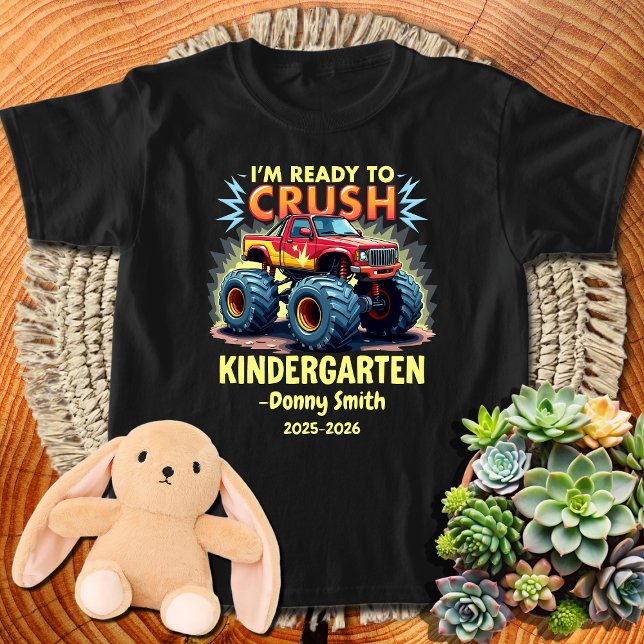 T-shirt Nom personnalisé Année Je suis prêt à écraser la m (Créateur téléchargé)