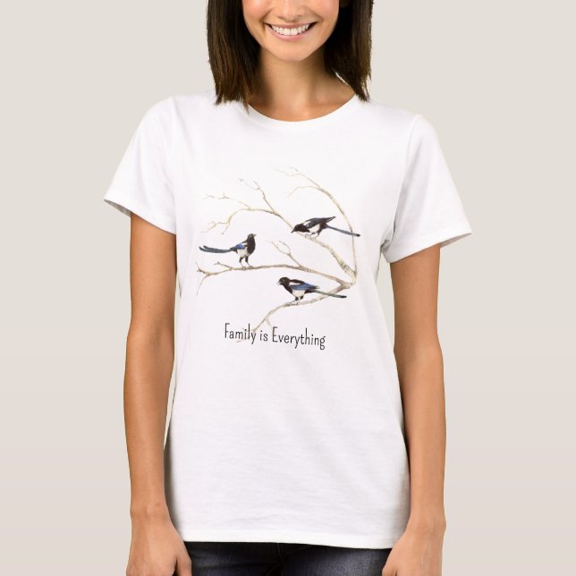 T-shirt Nom personnalisé Magpie Bird Famille Tout est (Devant)