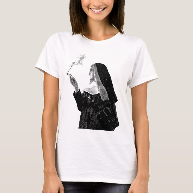 T-shirt Nonne de tabagisme vilaine (Devant)
