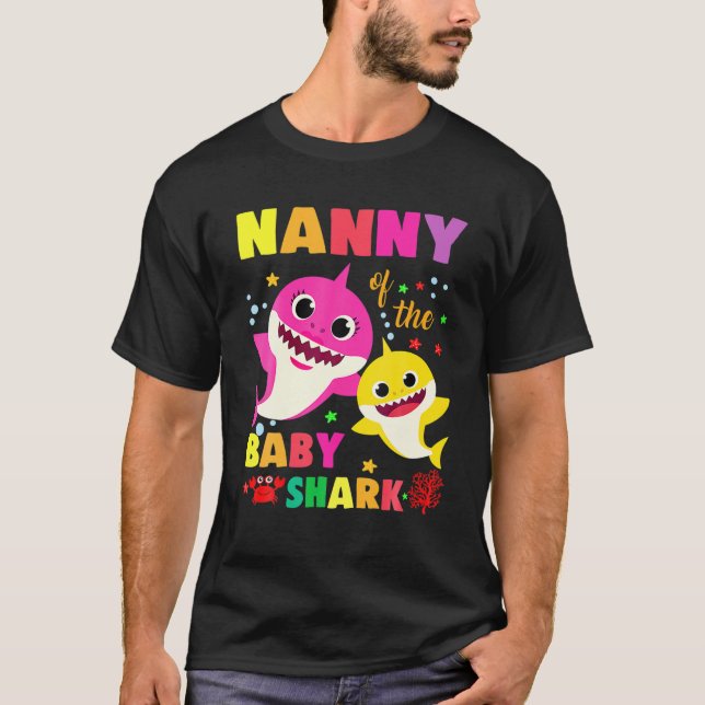 T-shirt Nounou du bébé requin Anniversaire maman Mon requi (Devant)