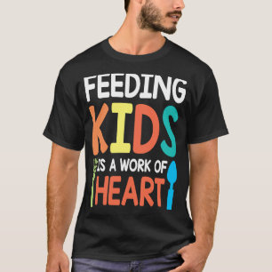 T-shirt Nourrir Les Enfants Est Une Oeuvre De Heart Lunch