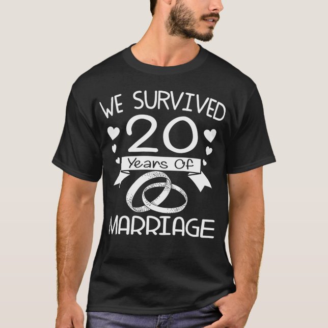 T-shirt Nous avons survécu à 20 ans de mariage (Devant)