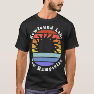 T-shirt Nouveau lac New Hampshire Lever de soleil Vacances