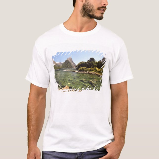 T-shirt Nouvelle-Zélande, Mitre Peak, & fleuve Bowen entra (Devant)