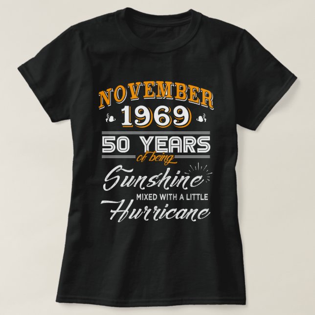 T-shirt Novembre 1969 cinquantième cadeaux d'anniversaire (Design devant)