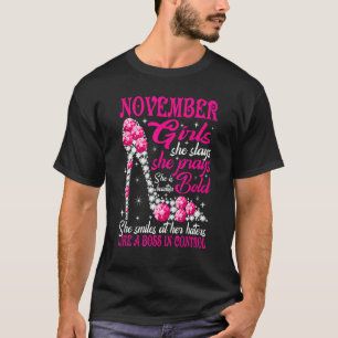 T-shirt Novembre Fille elle envoie elle prie elle est bell