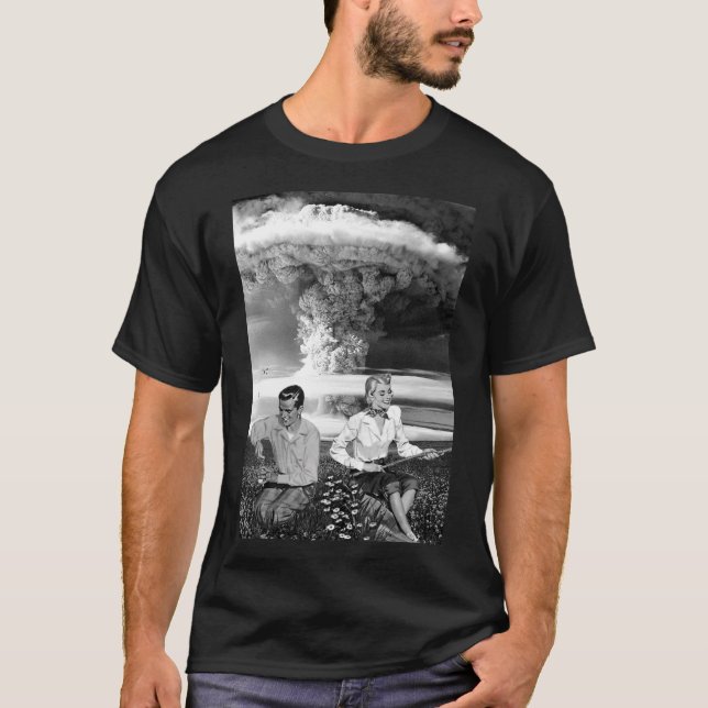 T-shirt Nuage de bombe atomique Guerre nucléaire V (Devant)