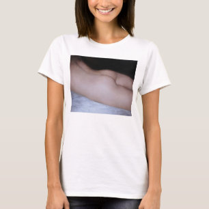 T-shirt Nue Allongée