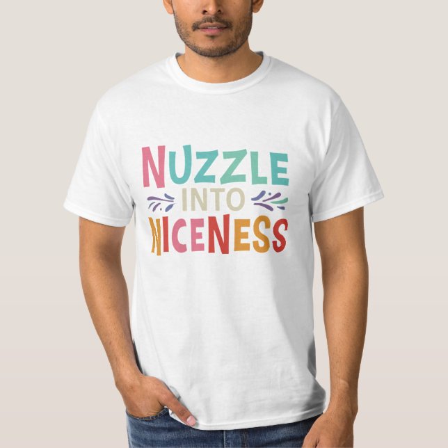 T-shirt Nuzzle dans la beauté (Devant)