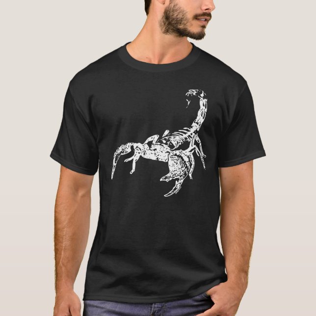 T-shirt Obscurité de scorpion (Devant)