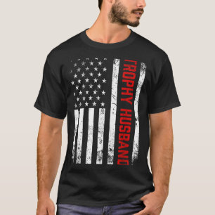 T-shirt Œuvre d'art de trophée de drapeau américain mari p
