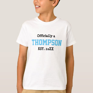 T-shirt Officiellement une famille - Adopter un nouveau en
