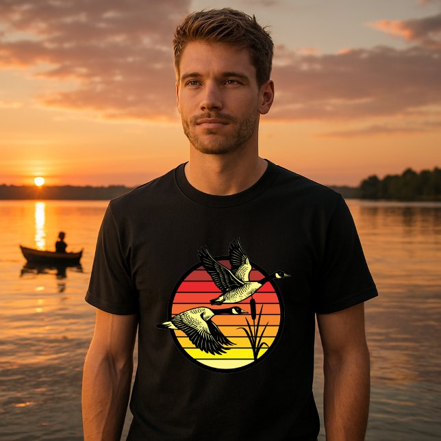 T-shirt Oie volante et coucher de soleil rétro (Créateur téléchargé)