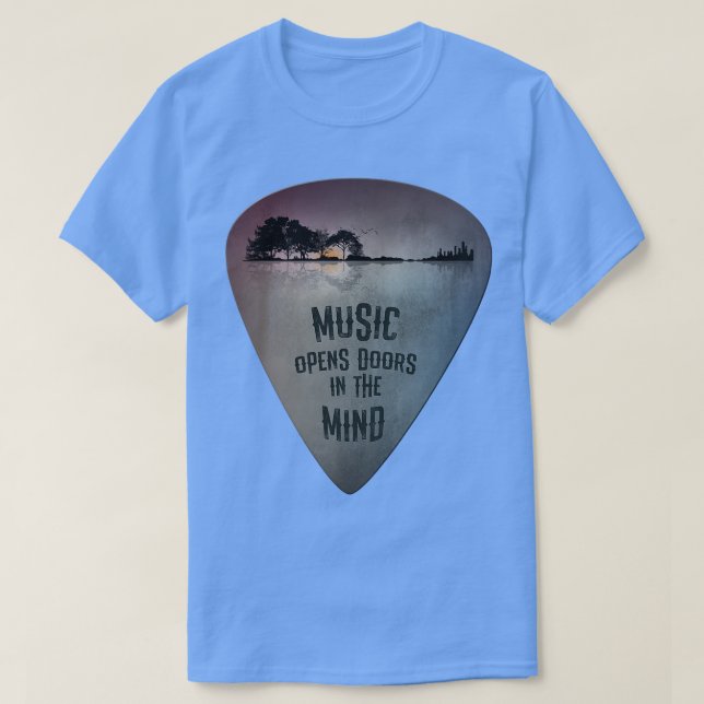 T-shirt ON BACK Distressed Guitar Pick Lake Reflections Mu (Design devant)