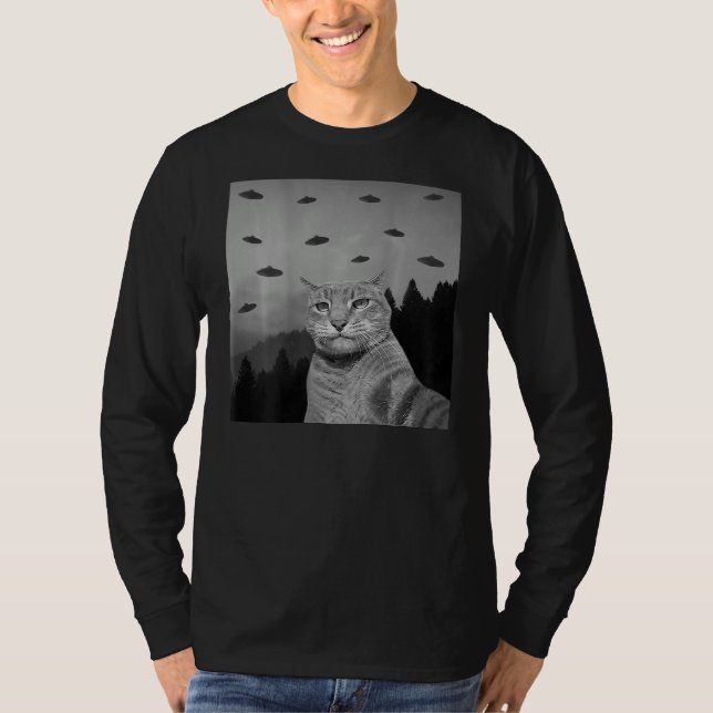 T-shirt ON BACK PRINT   Cat  Taking Photo UFO Aliens (Devant)