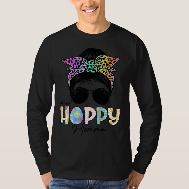 T-shirt One Hoppy Momma Leopard Messy Bun Easter Day (Devant)