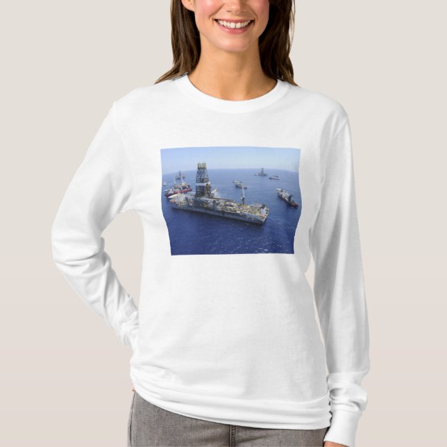 T-shirt Opérations de torchage effectuées par le drillat (Devant)
