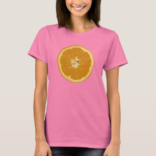 T-shirt orange. réaliste