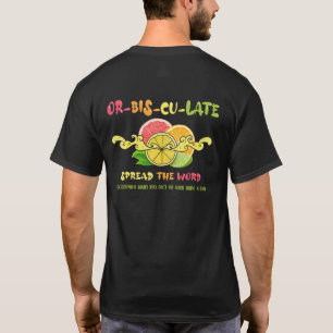 T-shirt Orbisculer Le Jus Dans L'Oeil Par Une Cuillère Éta