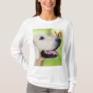 T-shirt Oreiller À Lancer Du Labrador Et Du Papillon