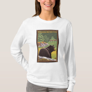 T-shirt Ours de MassachusettsBlack dans la forêt