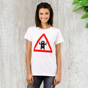 T-shirt Panneau d'avertissement de robot médical futuriste