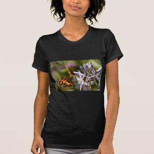 T-shirt Papillon orange sur les vêtements et les cadeaux d