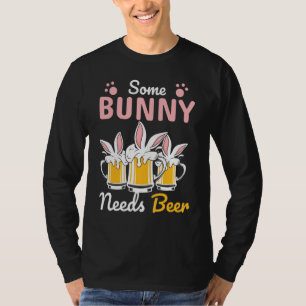 T-shirt Pâques Hommes Un Lapin A Besoin De Bière Pâques Jo